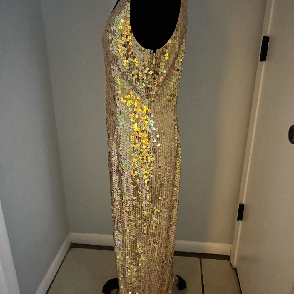 A beautiful dress for a beautiful woman